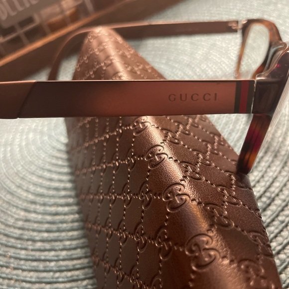Gucci eyeglass frames - Picture 2 of 5